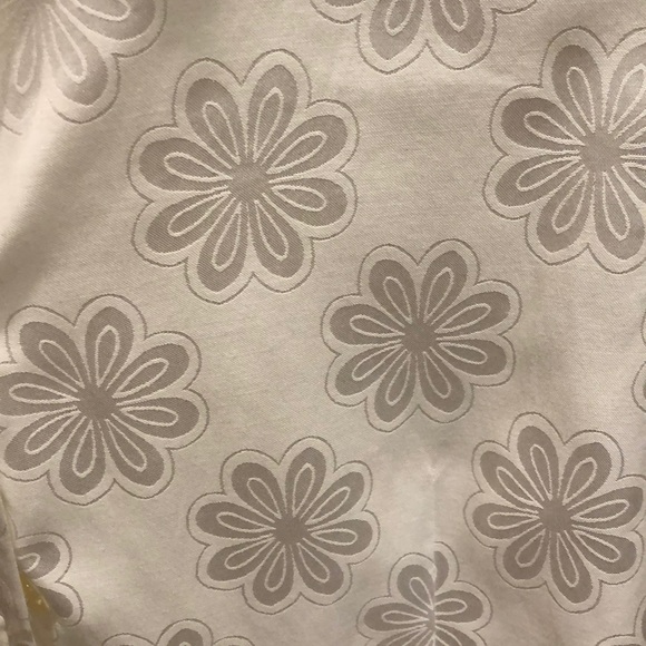 Foxcroft blouse with flowers looks like silk. - Picture 3 of 7